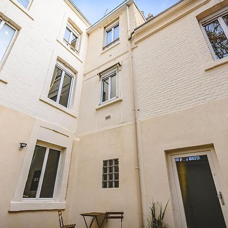 Suite Grand Siecle Ch - Reims Centre Ville Exterior photo